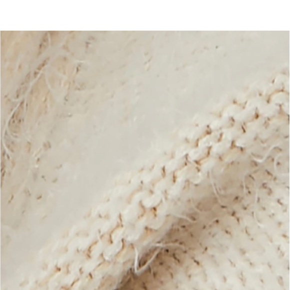 NWT. Free People Big City Turtleneck - Picture 13 of 14